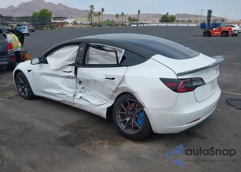 2022 Tesla Model 3 Long Range Dual Motor All-Wheel Drive from USA, damaged, VIN 5YJ3E1EBXNF106687